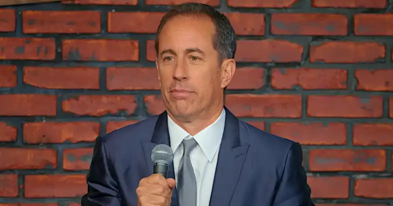 Jerry Seinfeld kommentoi komedian jyrkkää laskua: “Tämä on äärivasemmiston ja PC-paskan tulos”